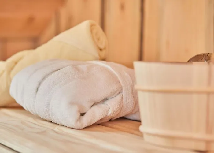 Traumblick Mit Indoorpool Und Privater Sauna * Бад Гоисерн