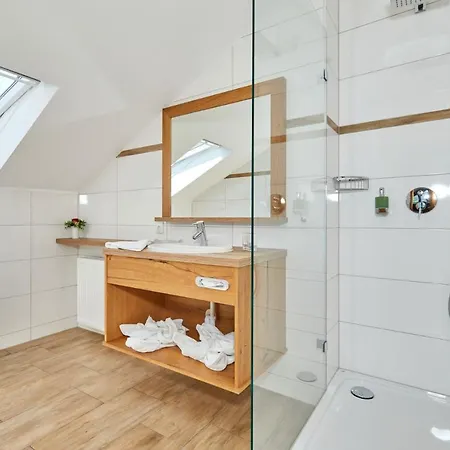 Traumblick Mit Indoorpool Und Privater Sauna * باد غويسرن