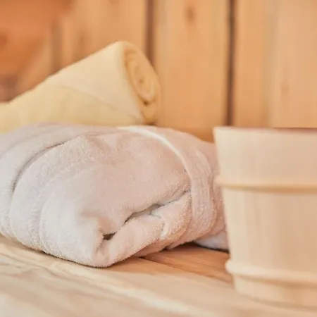 Traumblick Mit Indoorpool Und Privater Sauna * باد غويسرن