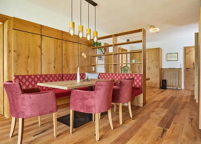 Traumblick Mit Indoorpool Und Privater Sauna