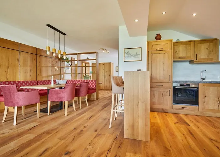 Traumblick Mit Indoorpool Und Privater Sauna